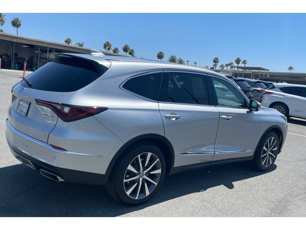 Certified 2026 Acura MDX w/ Technology Package AWD/4WD image 5