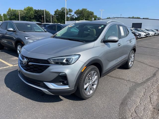 Used 2023 Buick Encore GX Essence w/ Experience Buick Package FWD image 2