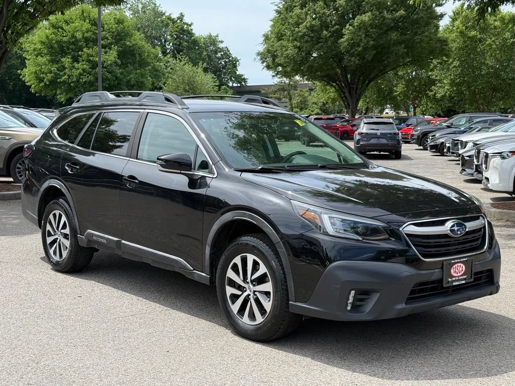 Used 2020 Subaru Outback Premium AWD/4WD image 1