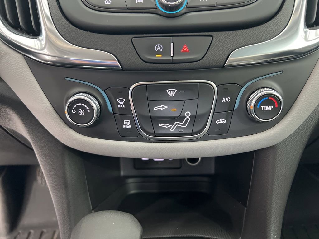 Used 2023 Chevrolet Equinox LS w/ LS Convenience Package FWD image 16