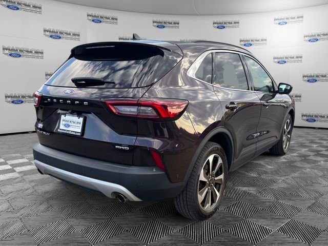 Certified 2023 Ford Escape Platinum w/ Premium Technology Package image 5