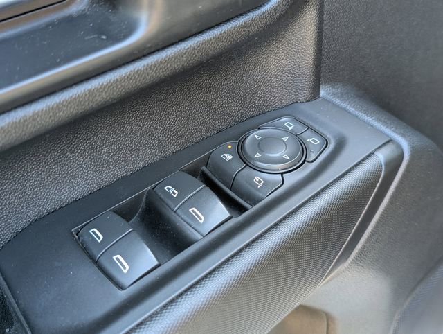 Used 2024 Chevrolet Silverado 2500 Custom w/ Custom Value Package image 11