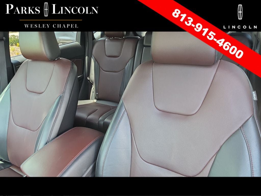 Used 2020 Ford Edge Titanium w/ Equipment Group 301A FWD image 21