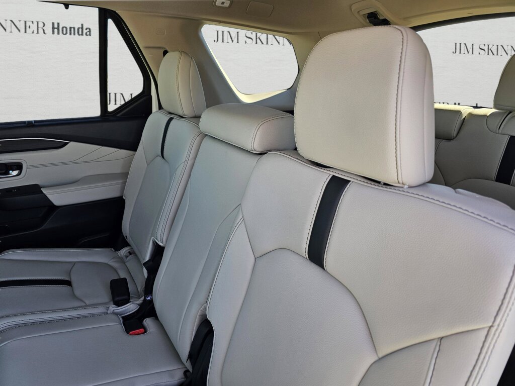 New 2026 Honda Pilot image 36