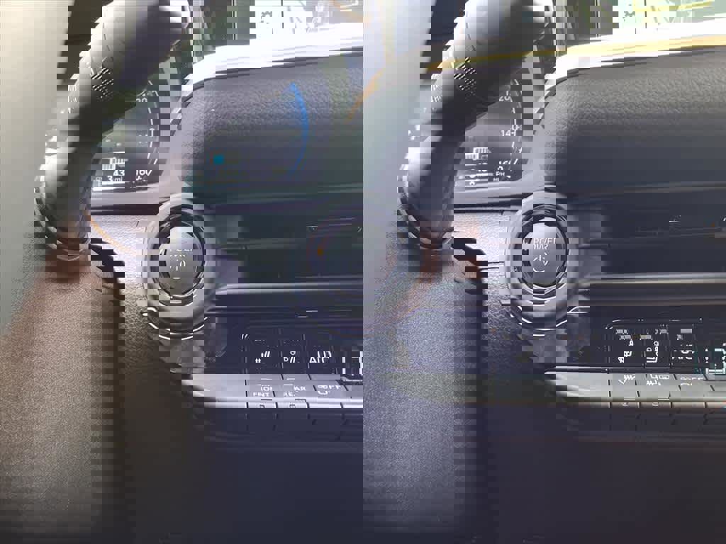 Used 2026 Toyota Crown Limited image 13