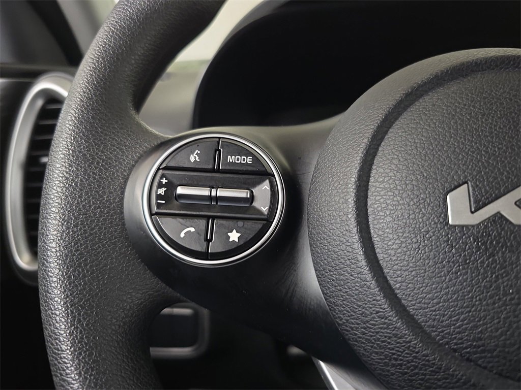 Used 2024 Kia Soul LX w/ Option Group 015 image 19