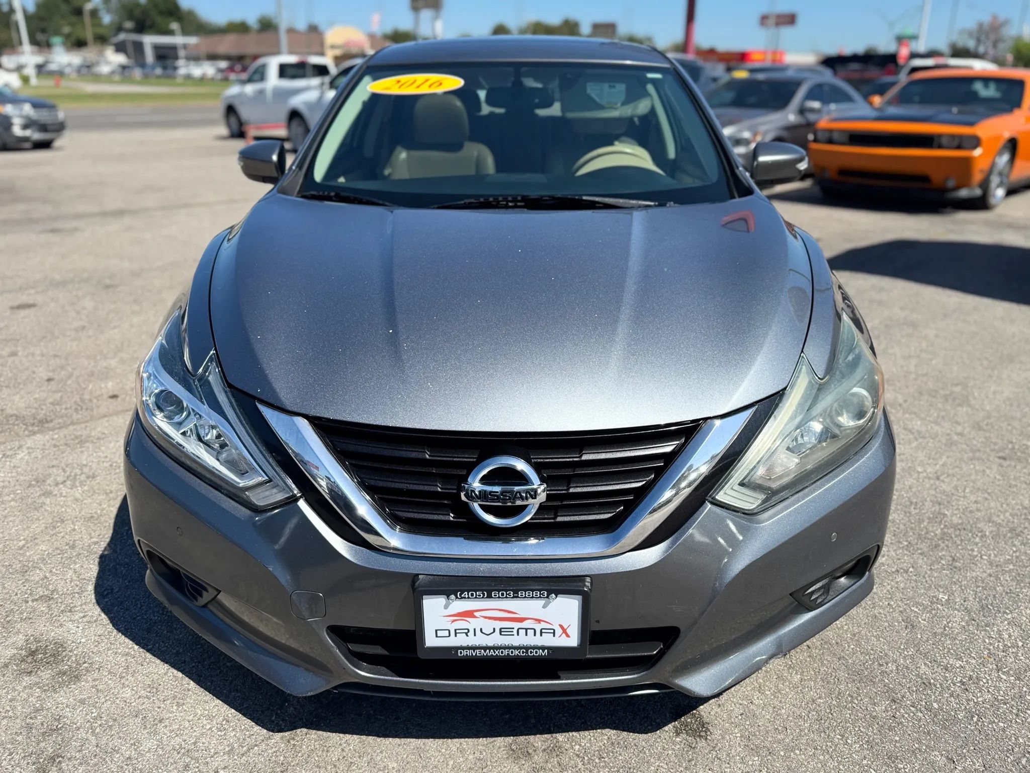 Used 2016 Nissan Altima 3.5 SL FWD image 8