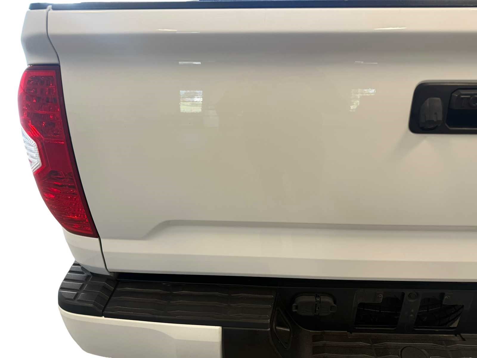 Certified 2021 Toyota Tundra SR5 w/ SX Package AWD/4WD image 17