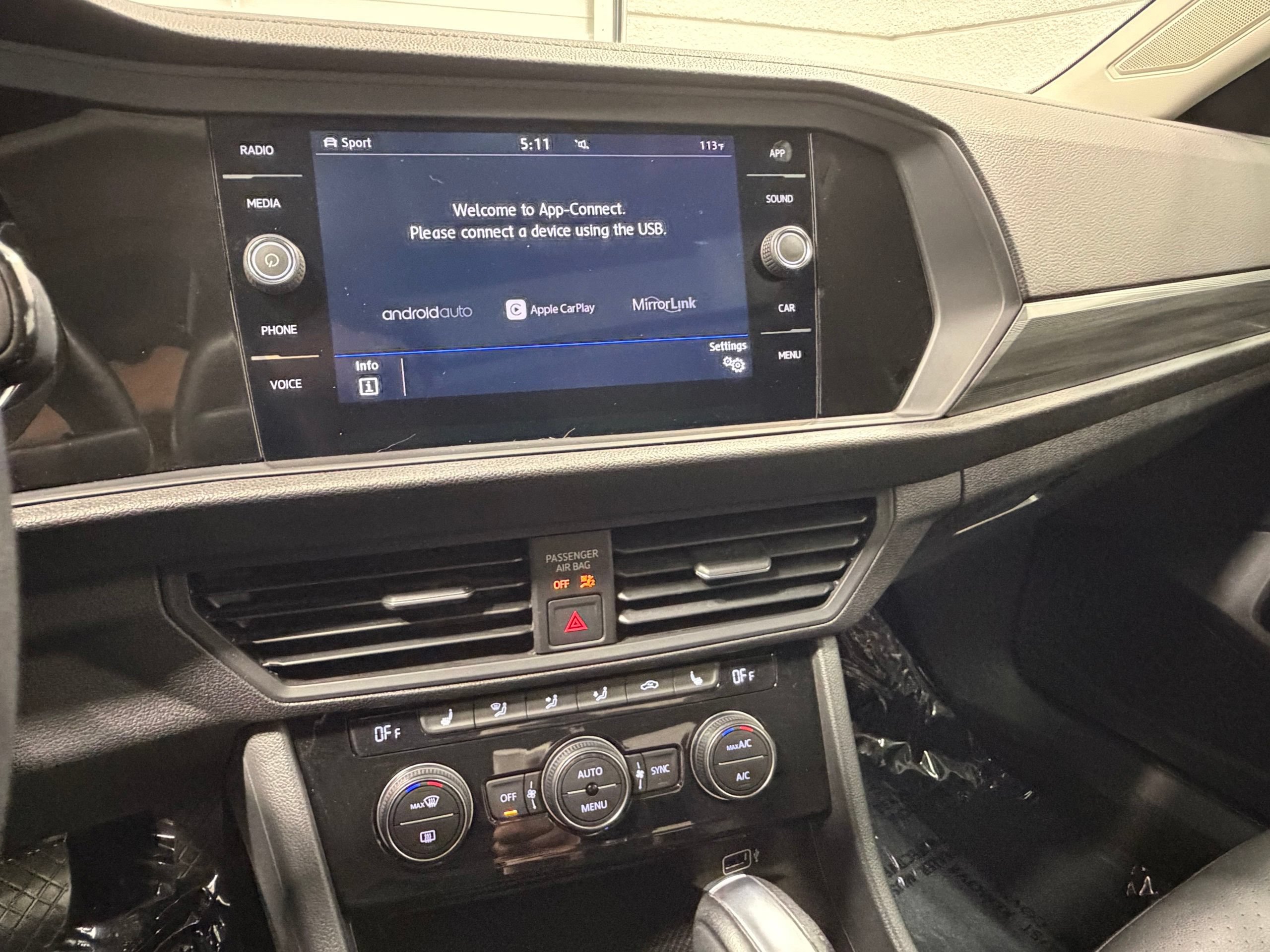Used 2019 Volkswagen Jetta SEL FWD image 41