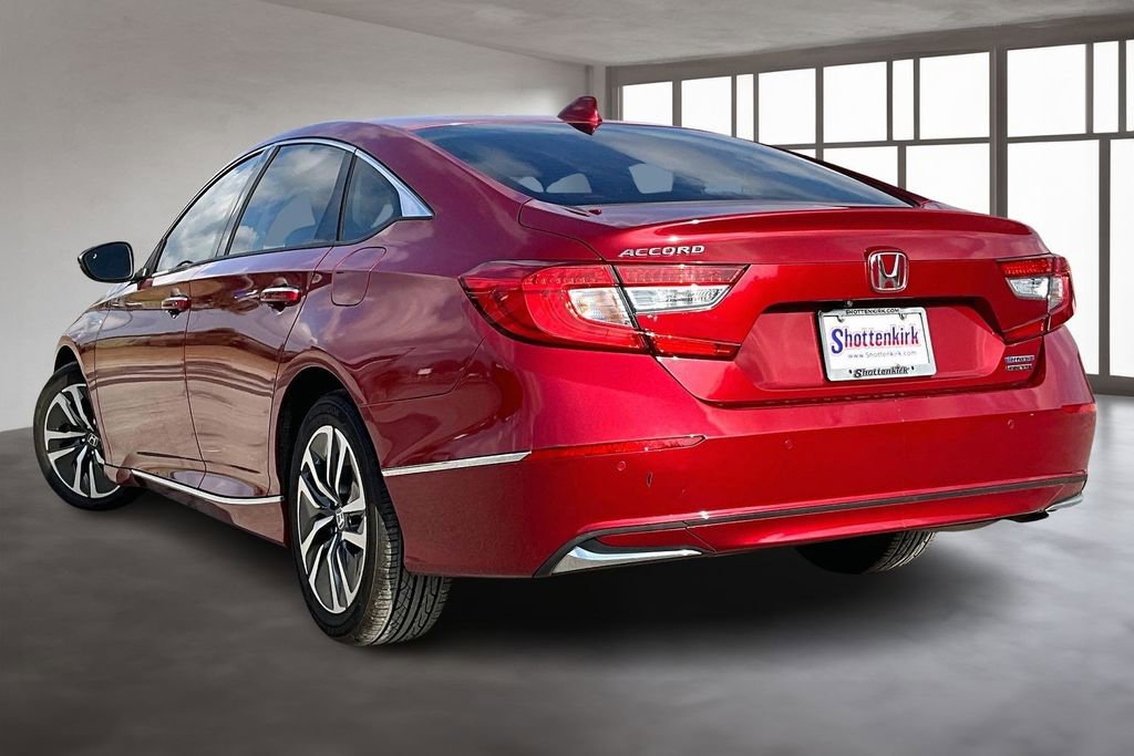 Used 2020 Honda Accord Touring image 4