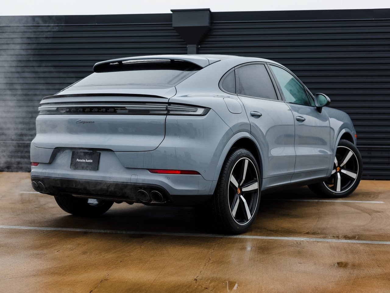 New 2026 Porsche Cayenne Coupe AWD/4WD image 7
