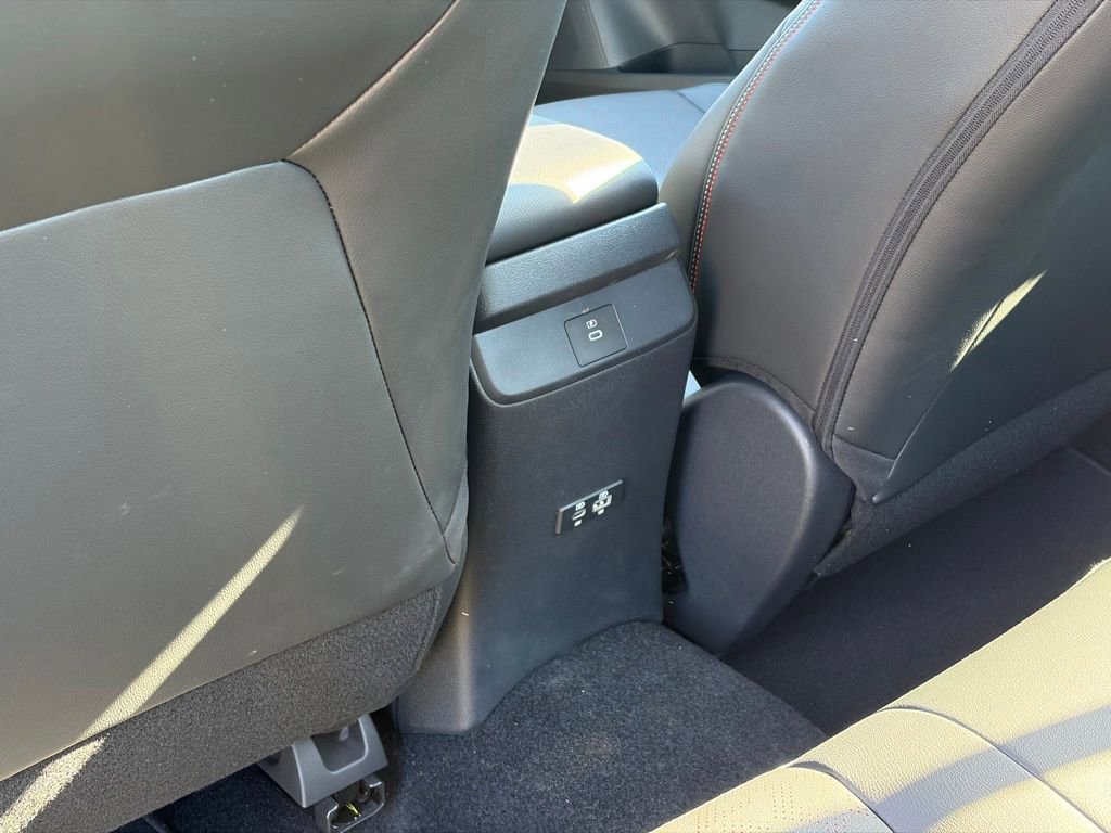 New 2026 Nissan Sentra SR w/ SR Premium Package FWD image 27