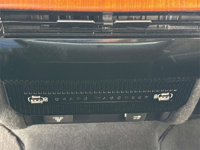 Used 2022 Jeep Grand Wagoneer Series III image 20