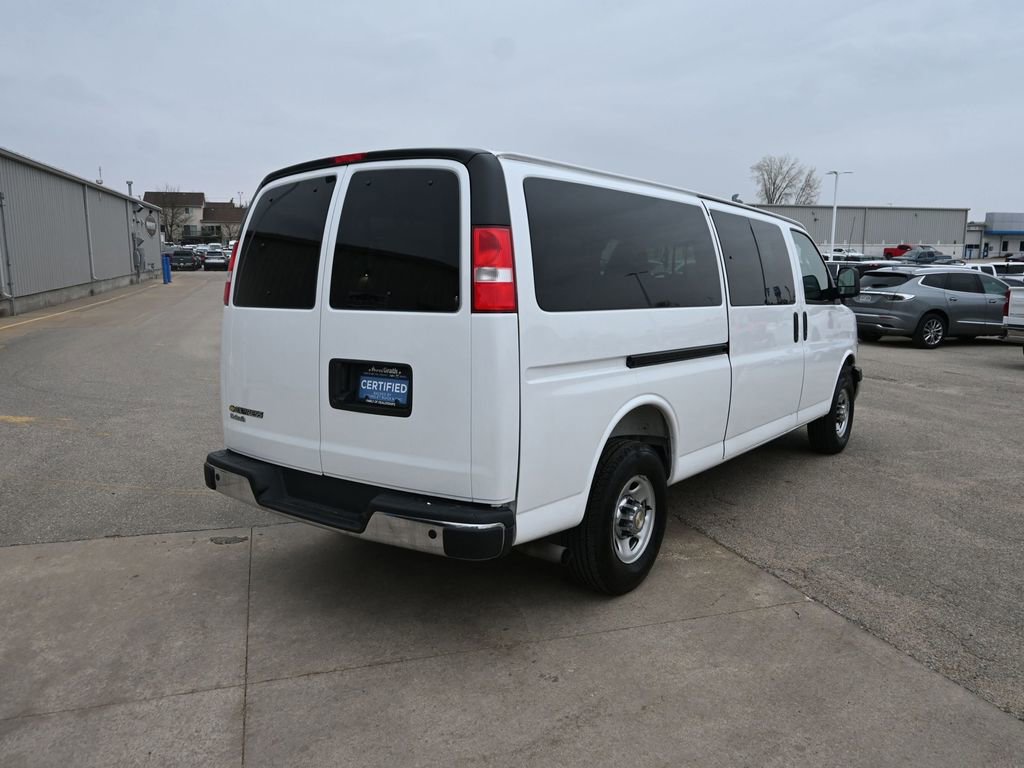Used 2025 Chevrolet Express 3500 LT w/ LT Preferred Equipment Group RWD image 10