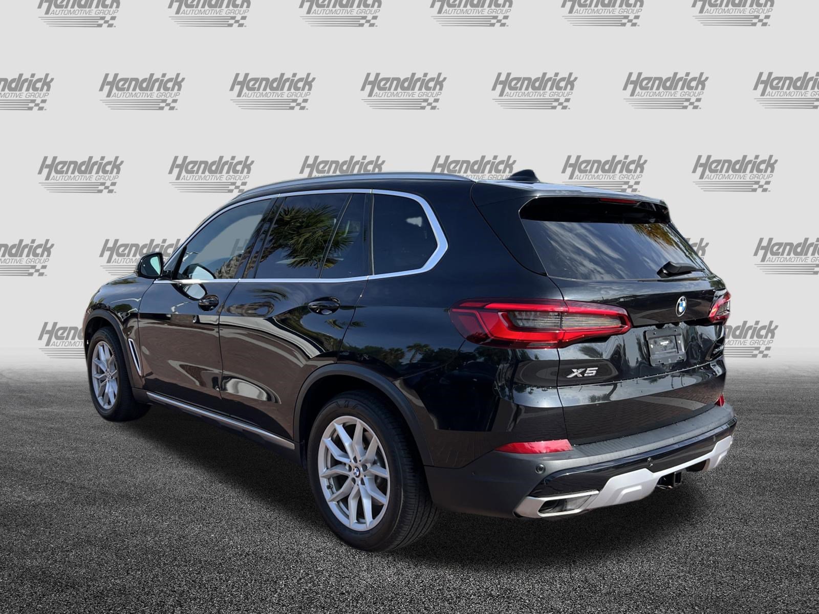 Used 2019 BMW X5 xDrive40i w/ Executive Package AWD/4WD image 8