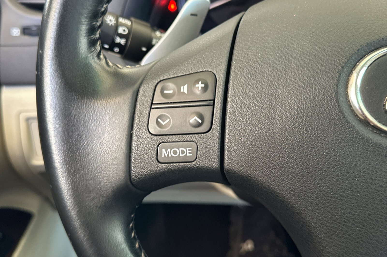 Used 2010 Lexus IS 350 RWD image 26