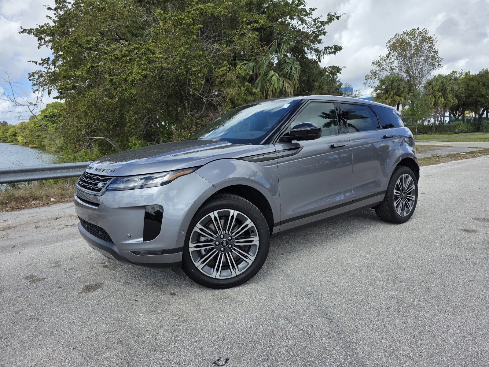 New 2026 Land Rover Range Rover Evoque S