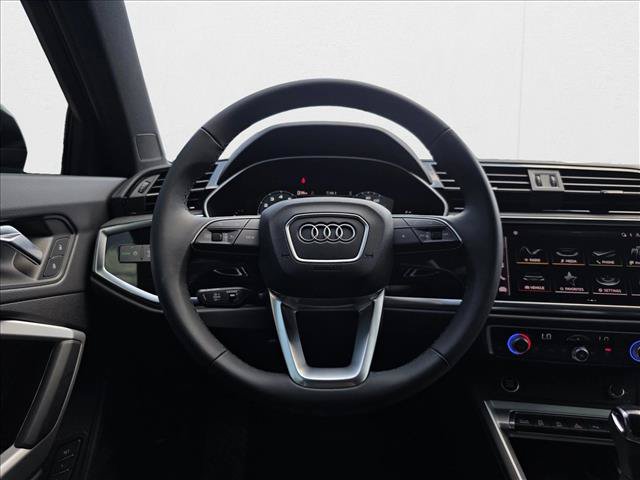 New 2025 Audi Q3 2.0T Premium w/ Convenience Package AWD/4WD image 20