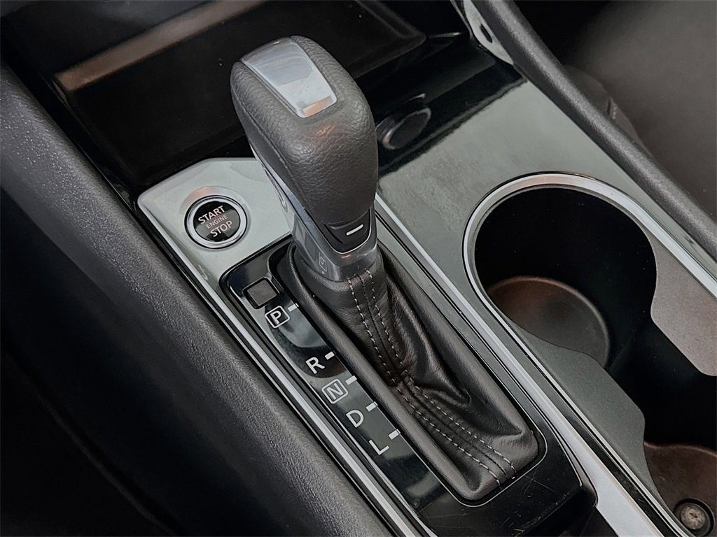 Used 2024 Nissan Altima 2.5 SV image 19