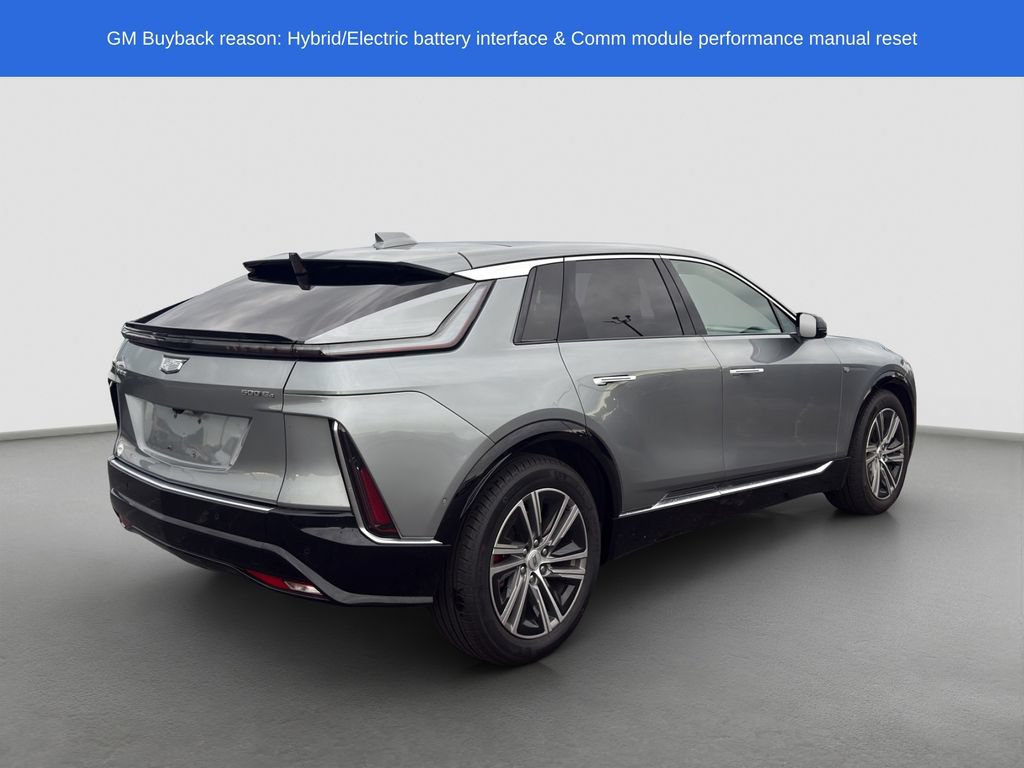 Used 2024 Cadillac Lyriq Luxury AWD/4WD image 6