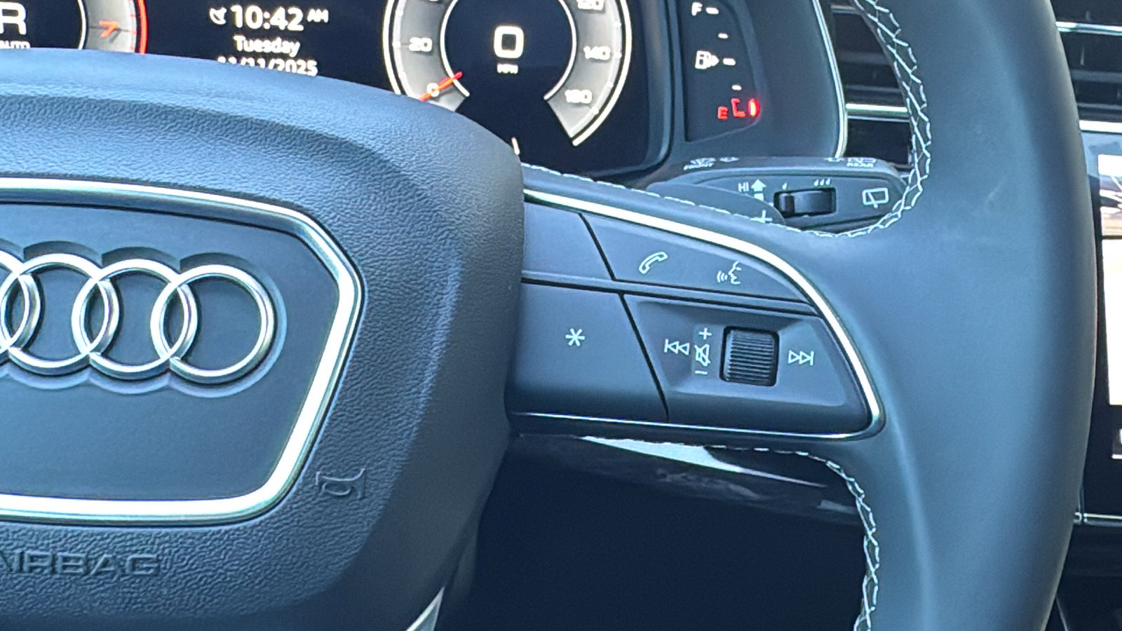 New 2026 Audi Q8 Premium Plus image 24