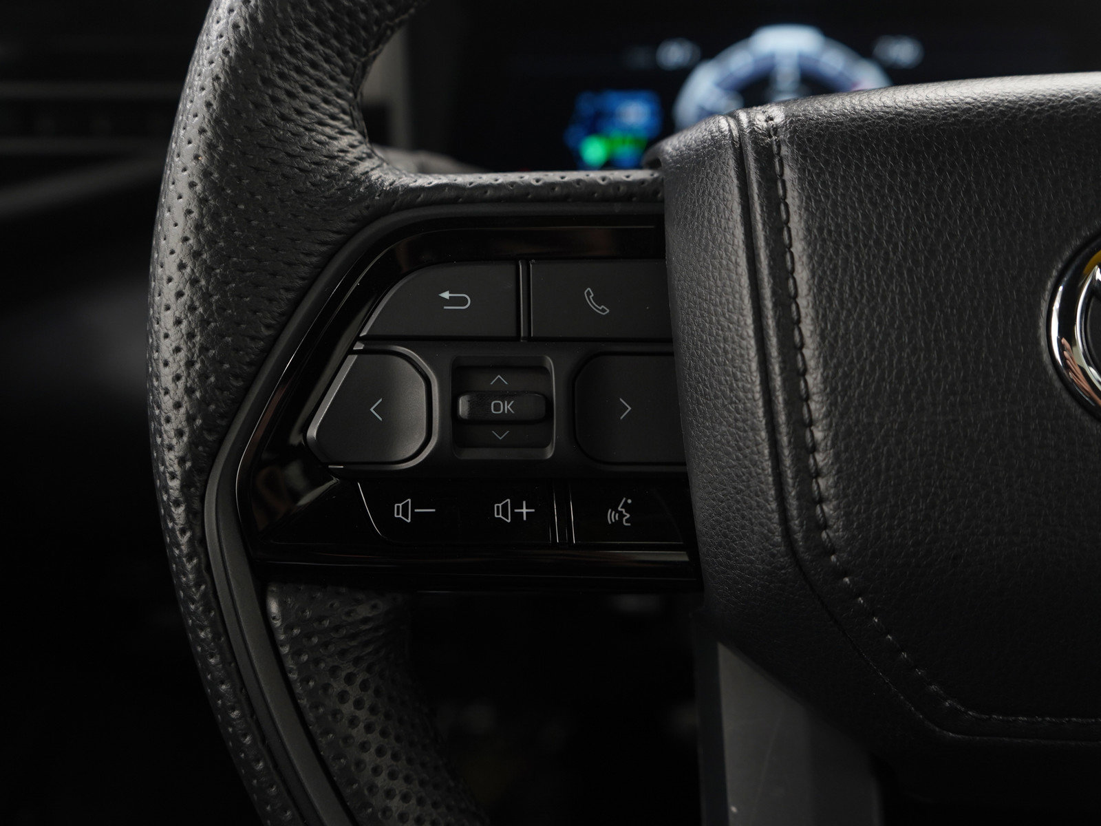 Used 2024 Toyota Sequoia TRD Pro image 25