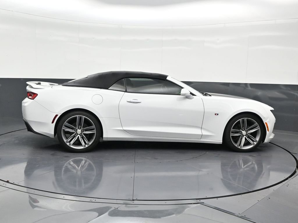 Used 2017 Chevrolet Camaro LT image 7