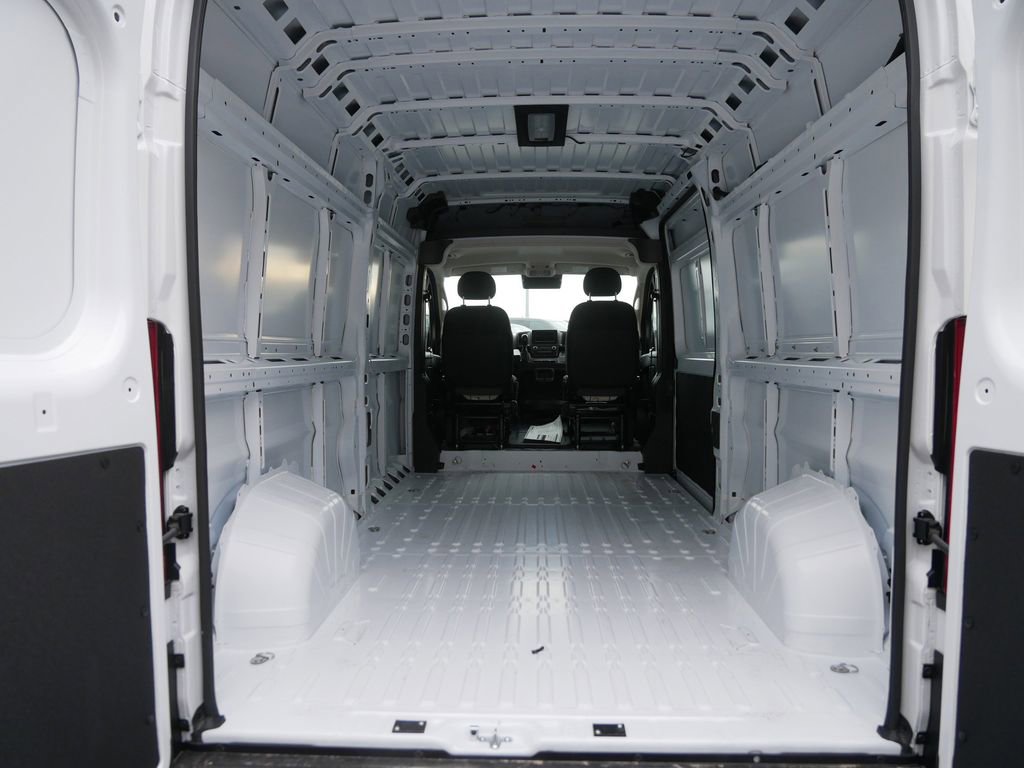 New 2026 RAM ProMaster 2500 w/ Convenience Group FWD image 5