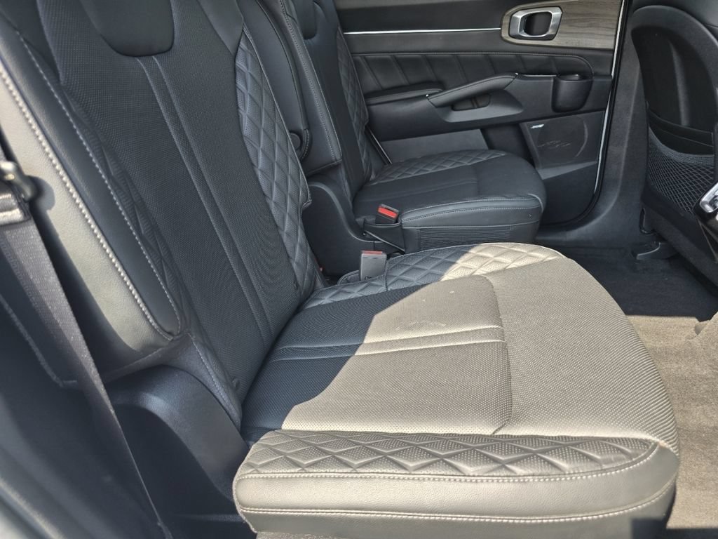 Used 2023 Kia Sorento SX Prestige AWD/4WD image 21