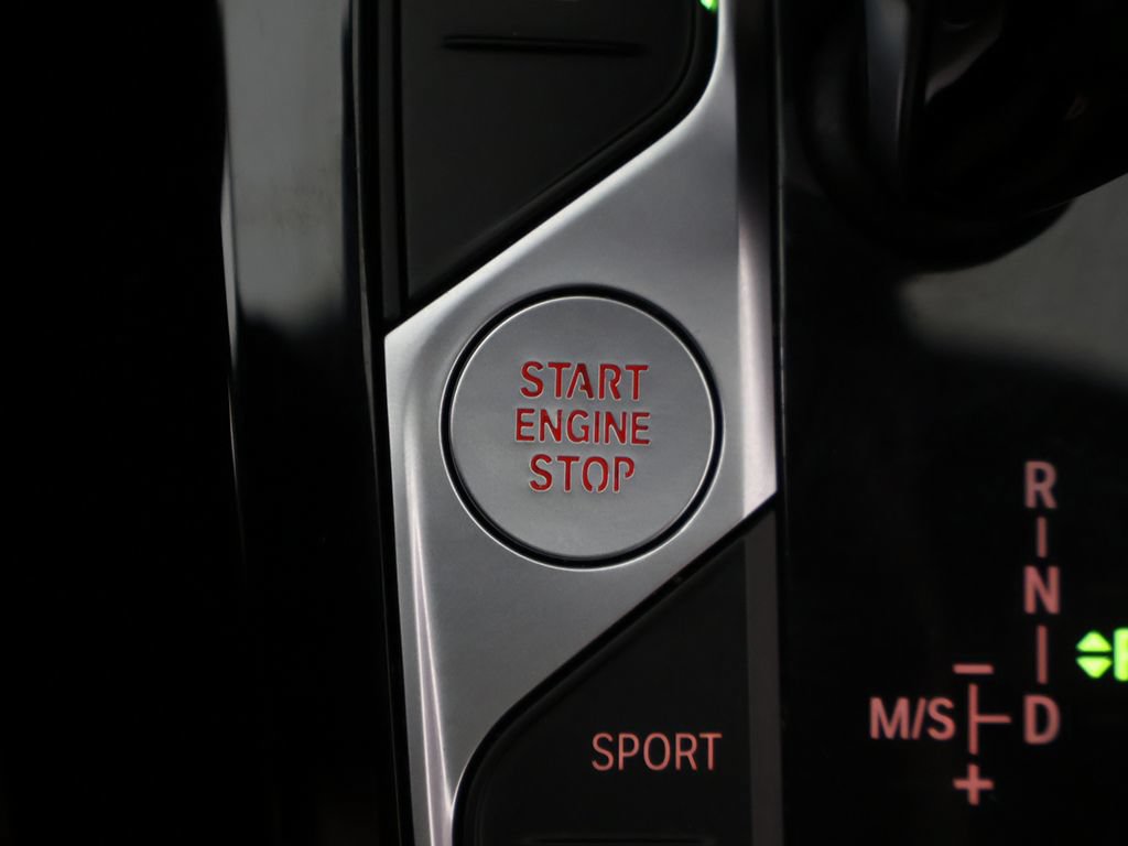Used 2022 BMW X4 M40i AWD/4WD image 47