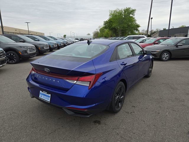 Certified 2023 Hyundai Elantra SEL FWD image 6