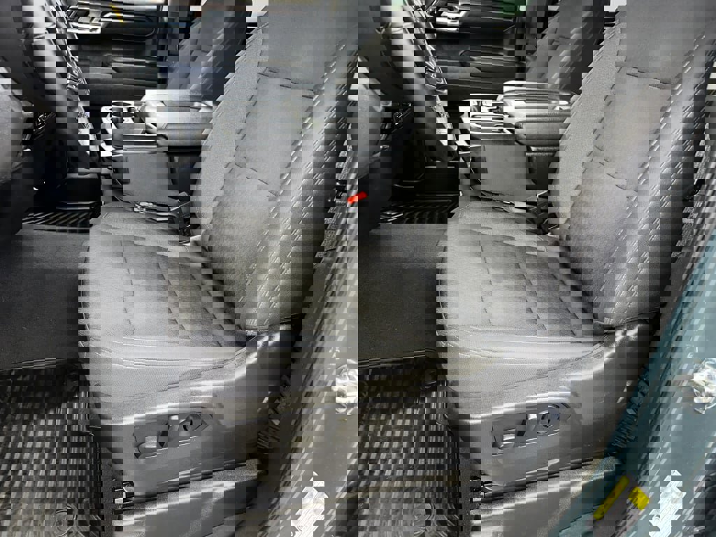 Certified 2025 Chevrolet Silverado 1500 LT image 5