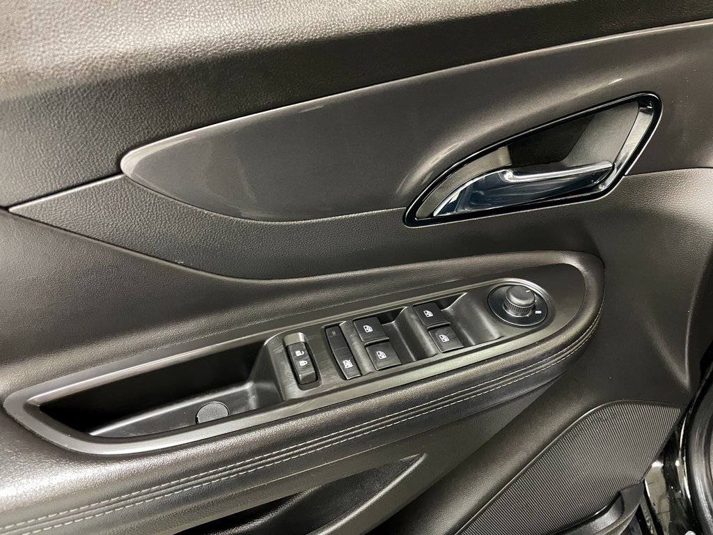 Certified 2022 Buick Encore Preferred w/ Safety Package II image 24