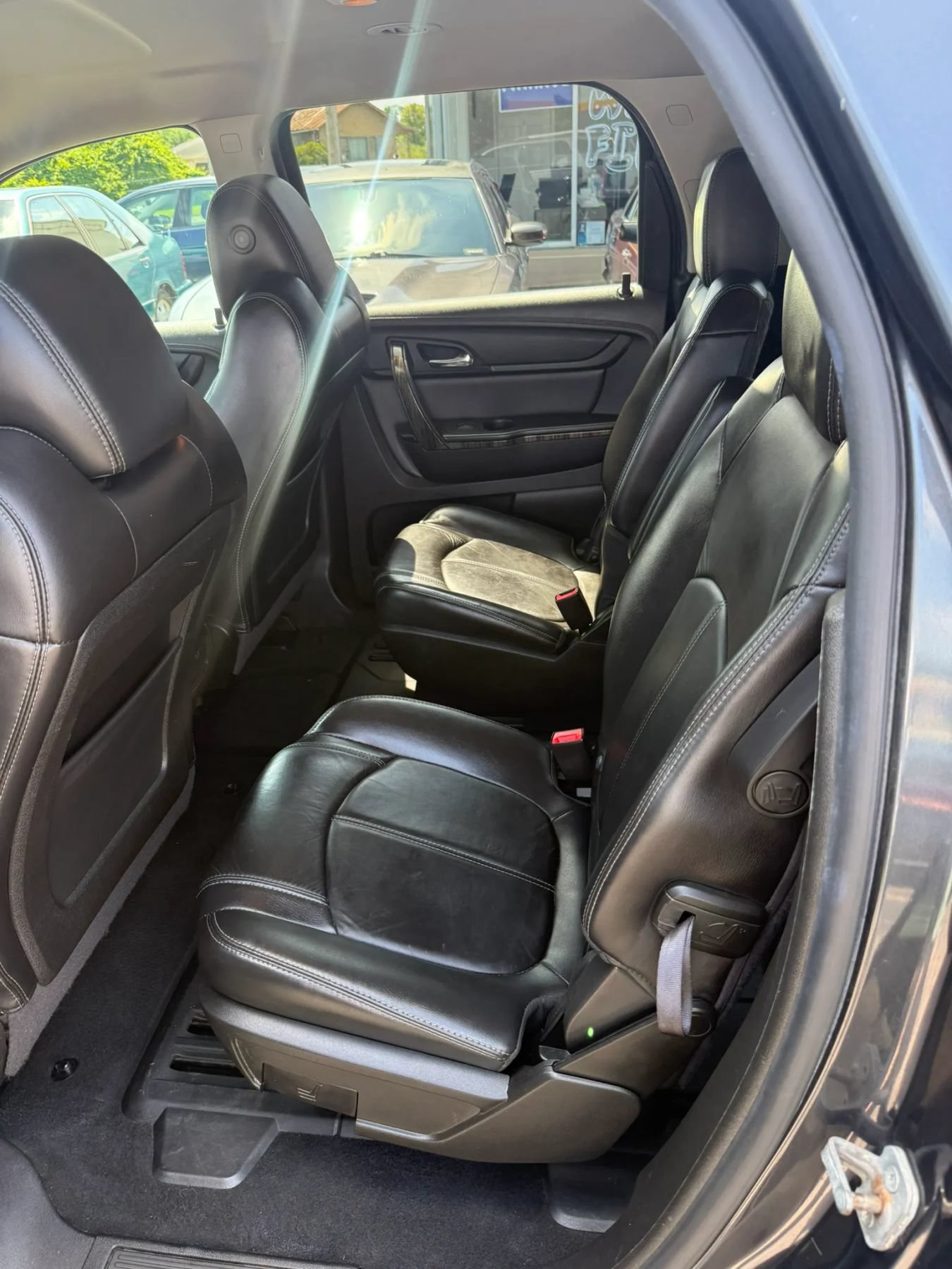 Used 2014 GMC Acadia SLT FWD image 17