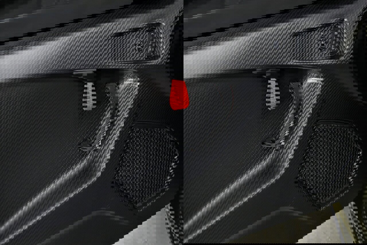 Used 2023 Lamborghini Huracan STO image 16