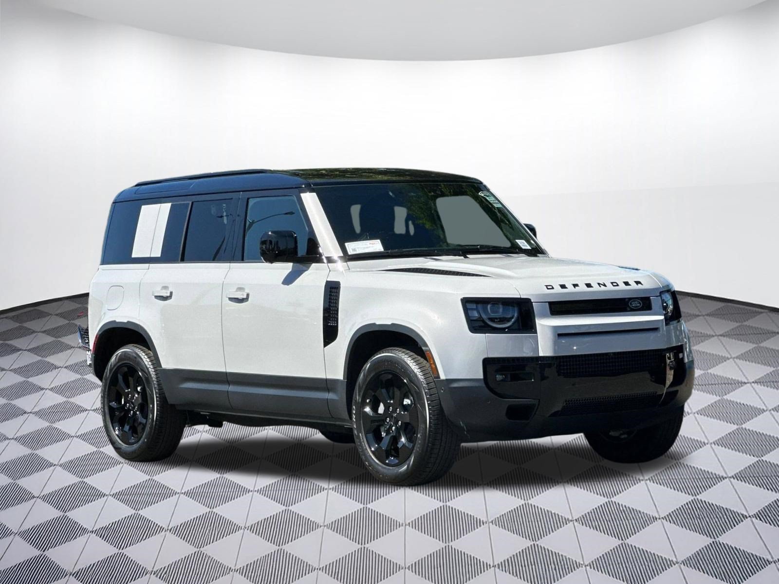 New 2026 Land Rover Defender 110 S AWD/4WD image 5