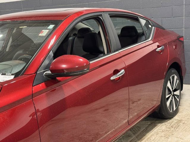 Used 2022 Nissan Altima 2.5 SV w/ SV Premium Package image 30