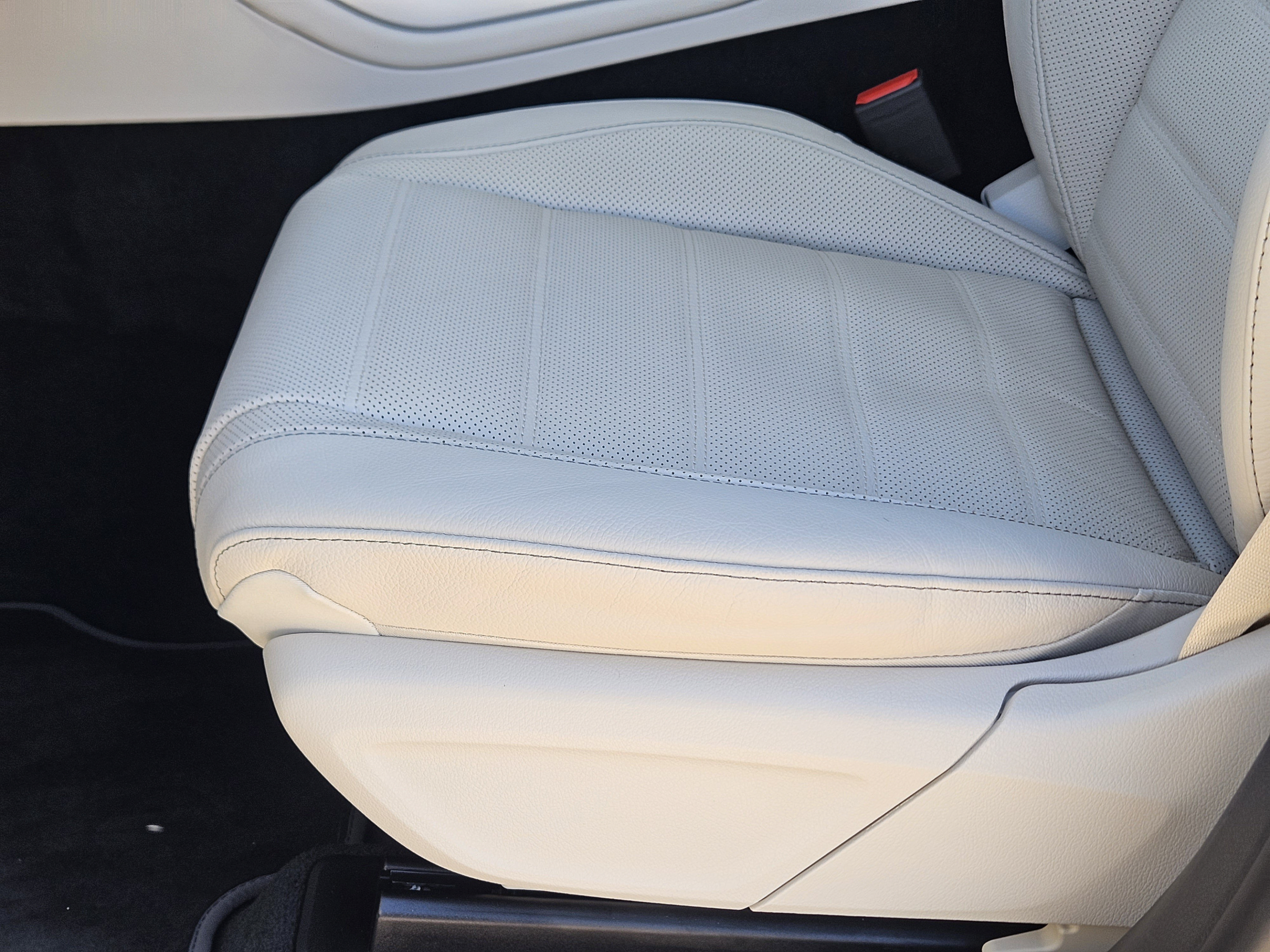 Certified 2026 Mercedes-Benz GLS 580 4MATIC image 16