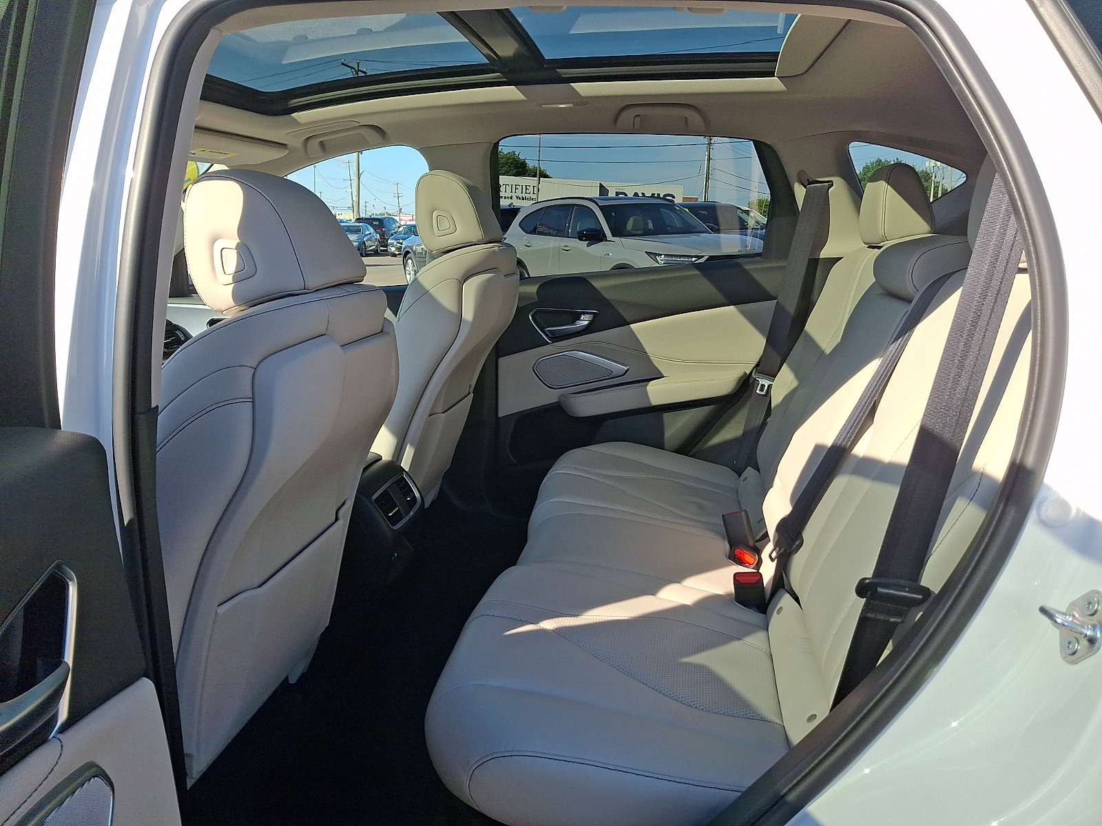Used 2026 Acura RDX w/ Technology Package AWD/4WD image 10