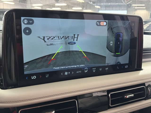 New 2026 Lincoln Aviator 2WD w/ Jet Appearance Package image 3