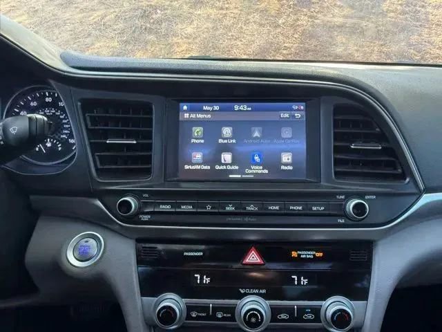 Used 2020 Hyundai Elantra Value Edition FWD image 23
