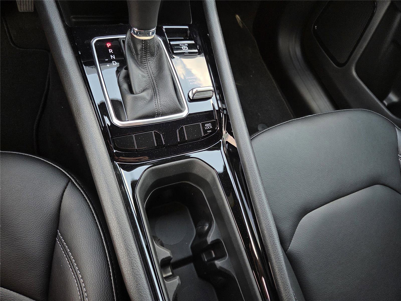 New 2026 Jeep Compass Limited image 14