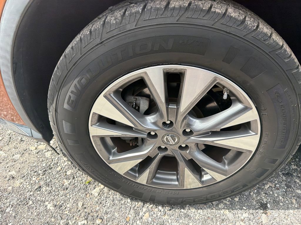 Used 2017 Nissan Murano SL FWD image 14