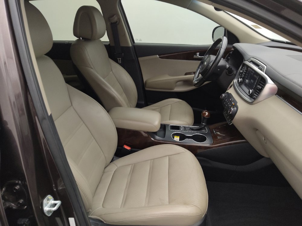 Used 2016 Kia Sorento EX w/ EX Touring Package image 21