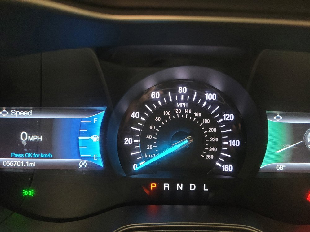 Used 2020 Ford Fusion SE FWD image 23