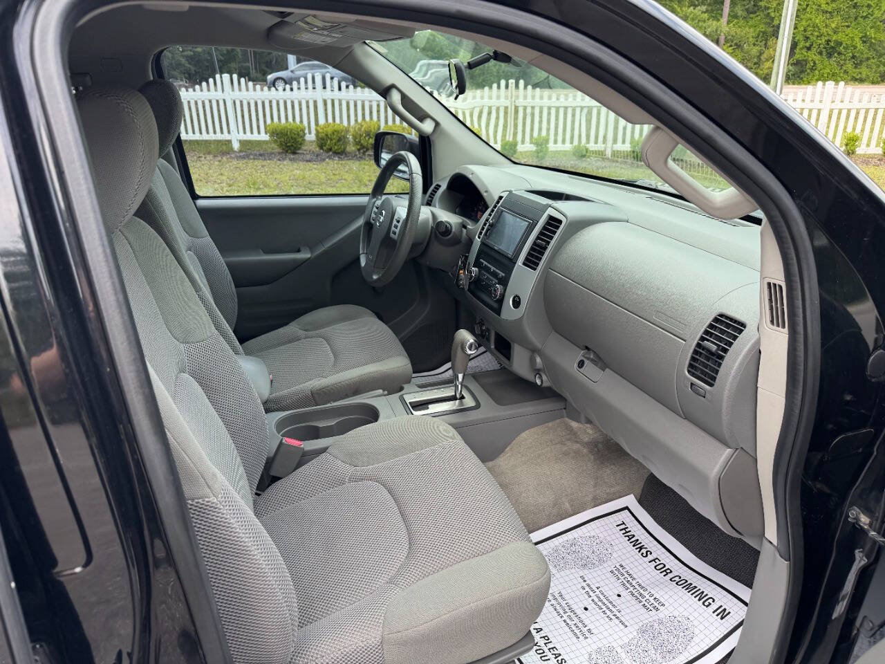 Used 2015 Nissan Frontier S AWD/4WD image 15
