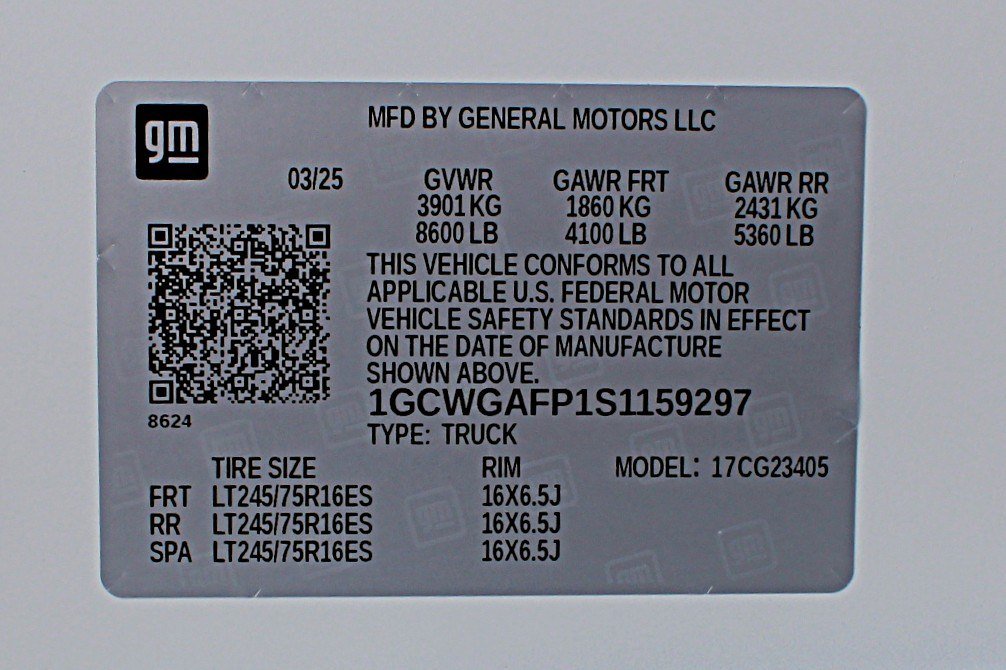 Used 2025 Chevrolet Express 2500 w/ Driver Convenience Package RWD image 23
