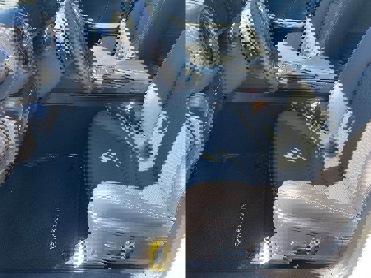 Used 2025 Lexus IS 350 F Sport w/ Accessory Package RWD image 14