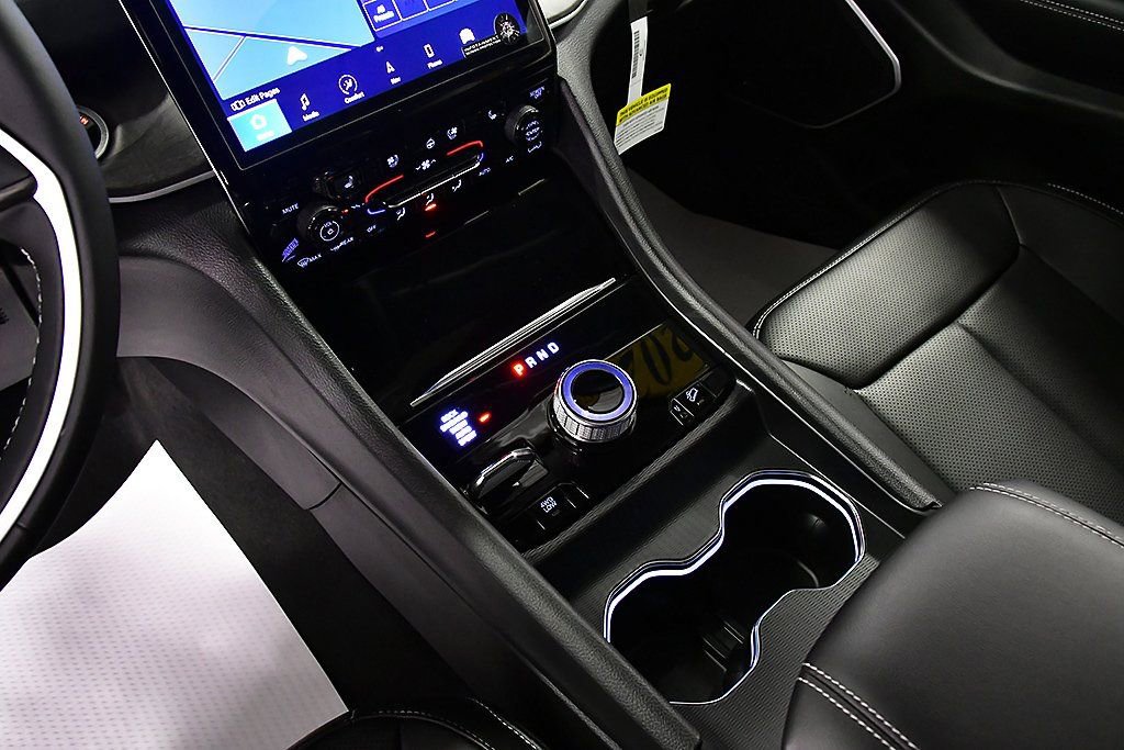 Used 2023 Jeep Grand Cherokee 4WD 4xe w/ Luxury Tech Group II image 21