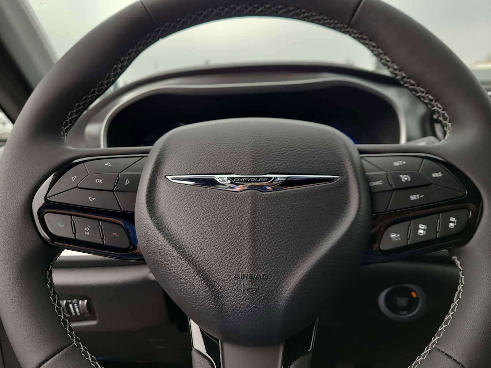 New 2026 Chrysler Pacifica Select w/ S Appearance Package image 23